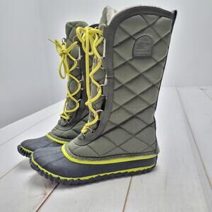 Women's Olive Quilted Winter Boots with Yellow Accents